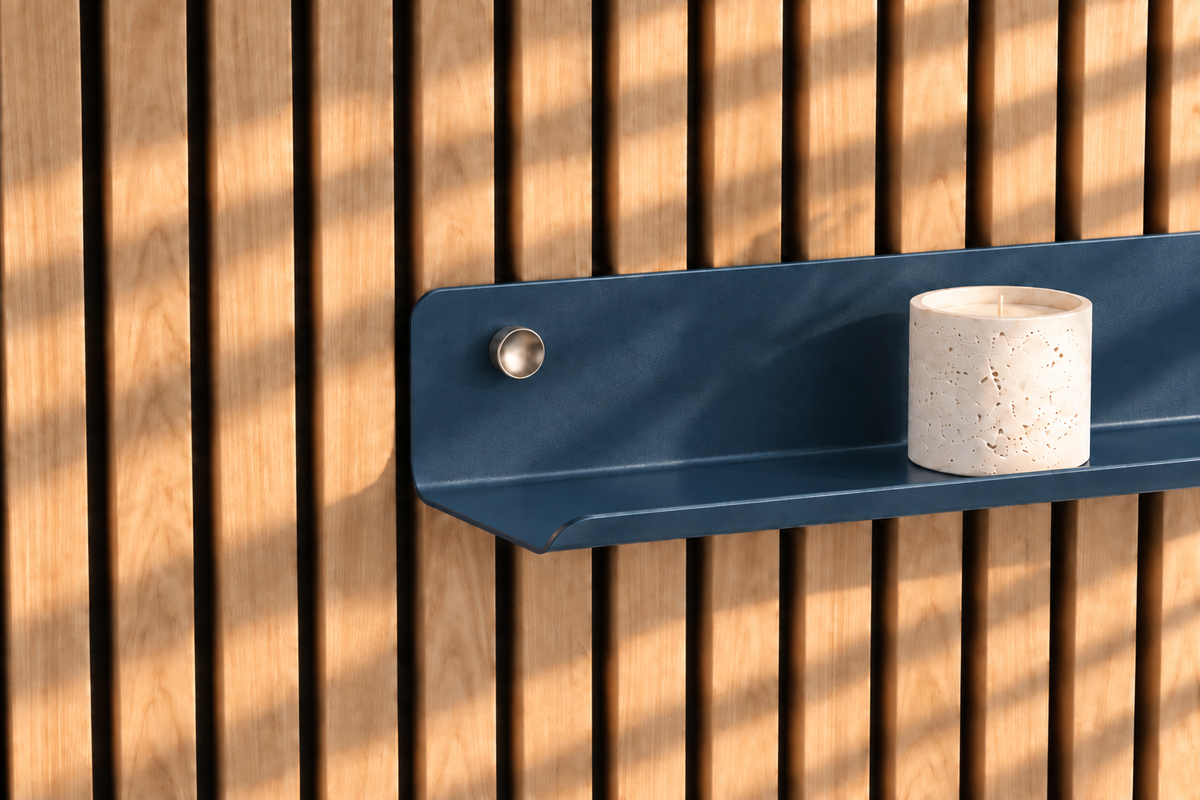 Détail du pliage de l’étagère 40 cm — Bleu Ozan